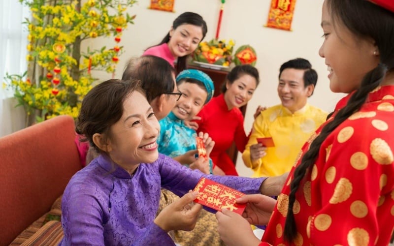 Chúc Tết là cách thể hiện tình cảm tinh tế với đấng sinh thành