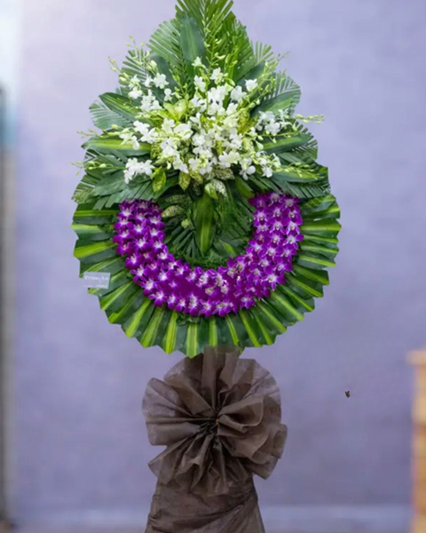 Hoa Chia Buồn: Chia Buồn Cùng Gia Đình - HTL135 - Vòng Hoa Tang Lễ