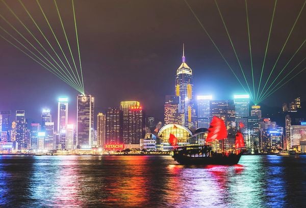 Nhạc nước ánh sáng tại Victoria Harbour