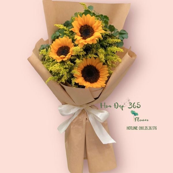 Bó Hoa Hướng Dương 3 Hoa - HBD250&nbsp;có ý nghĩa tốt đẹp, thích hợp để tặng cho mẹ