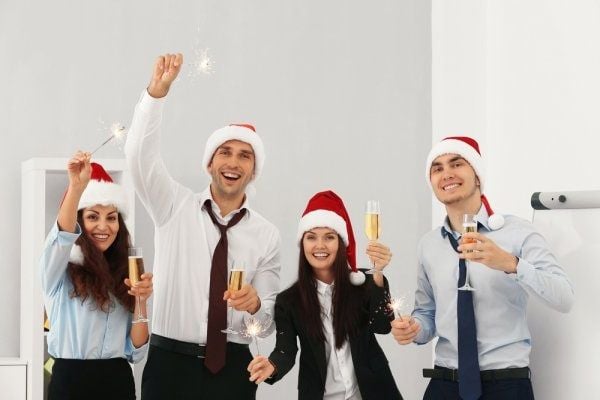 Lời chúc Priceng sinh cho đồng nghiệp phát triển mối quan hệ.