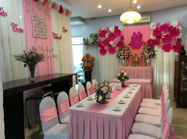 Thêm một gợi ý tuyệt vời nữa dành cho những người yêu thích gam màu hồng sữa nhẹ nhàng, tinh tế.