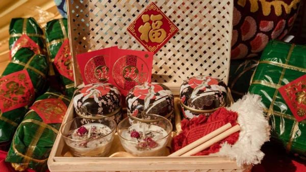Rộn ràng đón Tết với những phụ kiện trang trí rực rỡ, mang sắc xuân vào từng góc nhỏ trong ngôi nhà