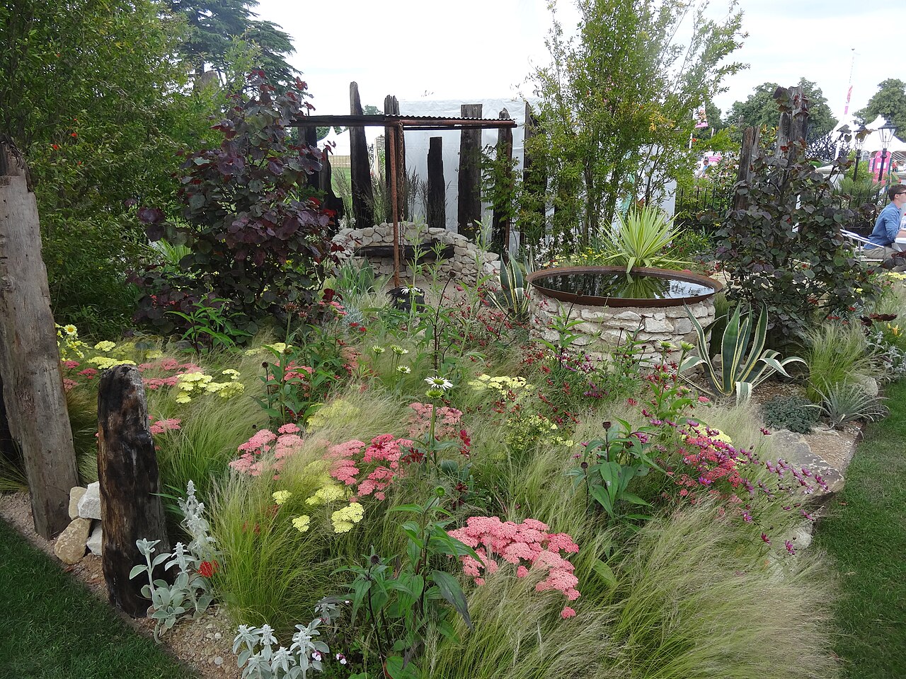 Khu vườn trưng bày tại hội hoa Hampton Court