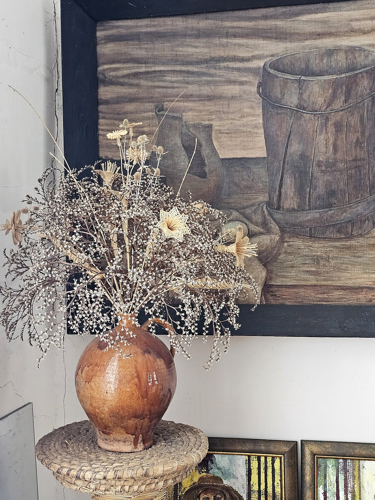 Bó hoa khô tông đất trầm ấm