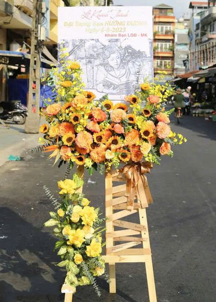Price Tranh: Kệ Hoa Circle Of Happiness - GT31