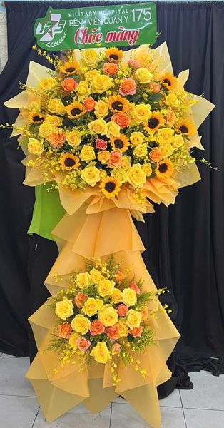  Kệ Hoa Rực Rỡ Thành Công - HCM137 