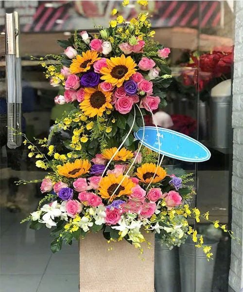 Hộp Hoa Ngày Mới Nắng Lên - HCH112