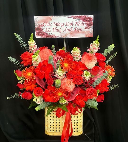  Hoa Giỏ Ngọn Lửa Tình Yêu - Hoa 20/10 - HG70 