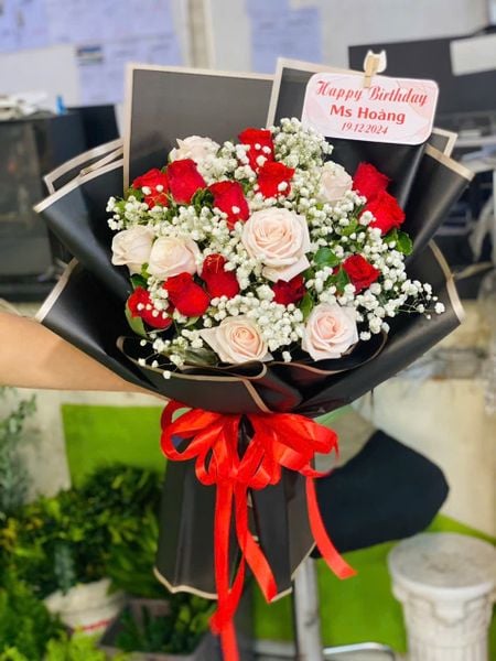 Bó hoa hồng và hoa baby đẹp nhất tặng sinh nhật: Bó Hoa Hồng Mix Màu - HBD277