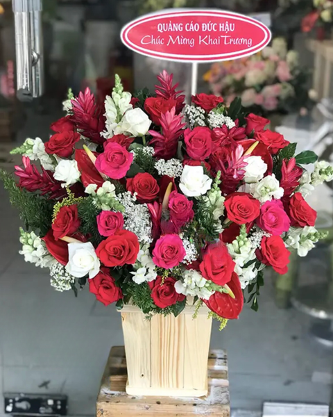Hộp Hoa Tươi: Hộp Hoa Strong Belief - HCH100 | Flosa