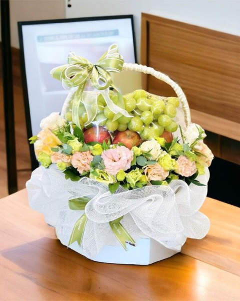 Giỏ Trái Cây: Giỏ Trái Cây Hoa Tươi Tặng Gia Đình - GTC123