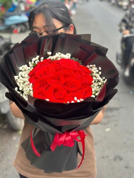 Hoa Bó Tròn: Bên Em - HBT20 - Hoa Hồng 8/3 - Hoa Hồng đỏ và Hoa Baby