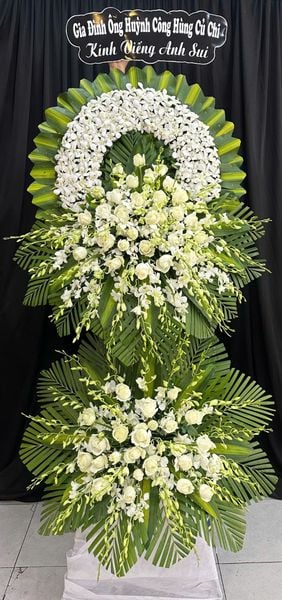 Hoa Chia Buồn: Vòng Hoa Vĩnh Kính - HTL205