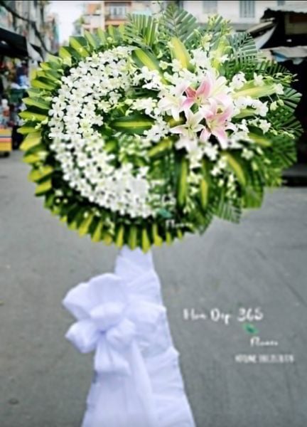Vòng Hoa Tang Lễ