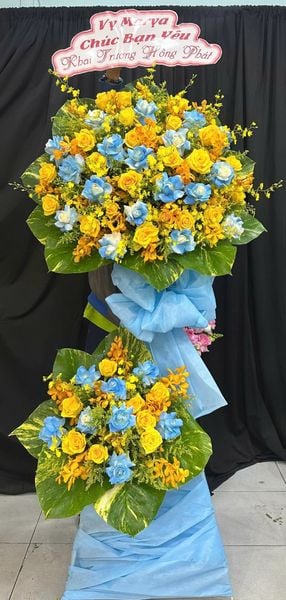 Hoa Khai Trương: Kệ Hoa Khai Trương Vàng Son Tỏa Sáng - HCM72
