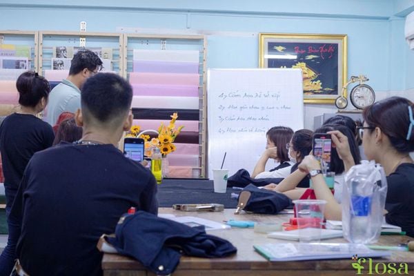 Hướng dẫn hoa cắm xốp