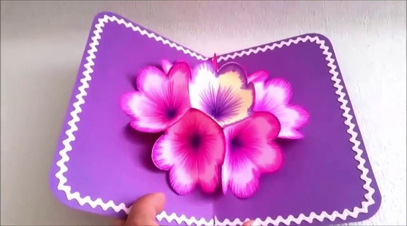 Mẫu thiệp 20/10 kiểu 3D bằng giấy