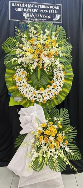 Hoa Chia Buồn: Vòng Hoa Khúc Tưởng Niệm An Yên - HTL198