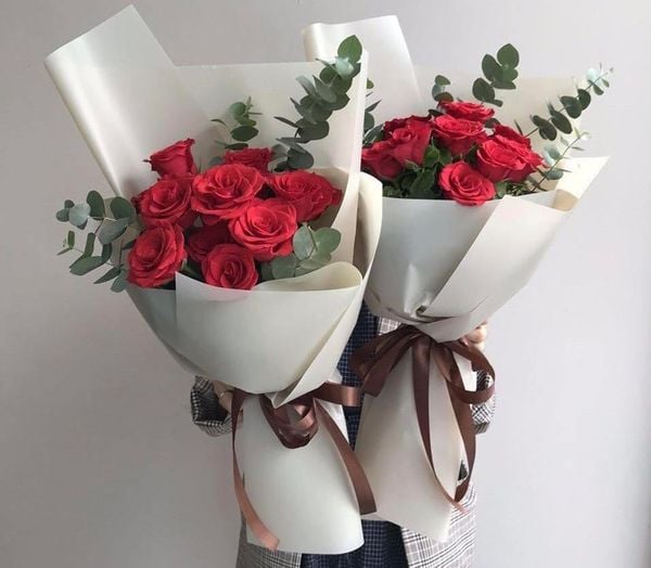 Hoa hồng biểu tượng tình yêu, thích hợp làm quà tặng các dịp lễ quan trọng