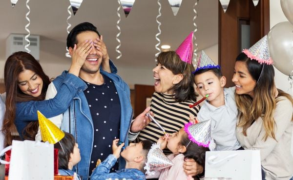 Bí quyết chọn quà sinh nhật cho bố phù hợp