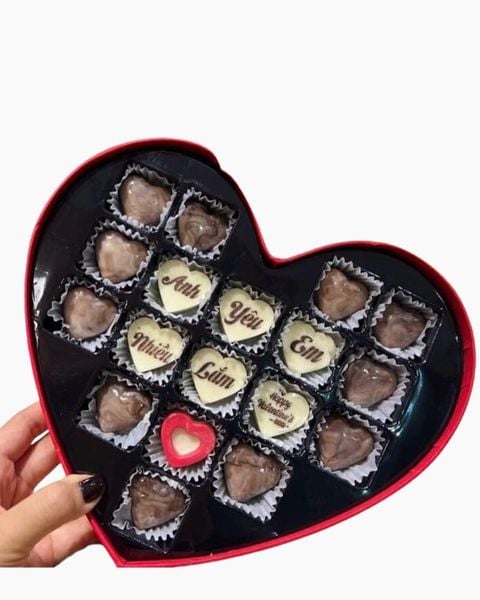 Hộp Chocolate: Hộp Chocolate Anh Yêu Em Nhiều Lắm - HCCL05 - Quà Valentine's