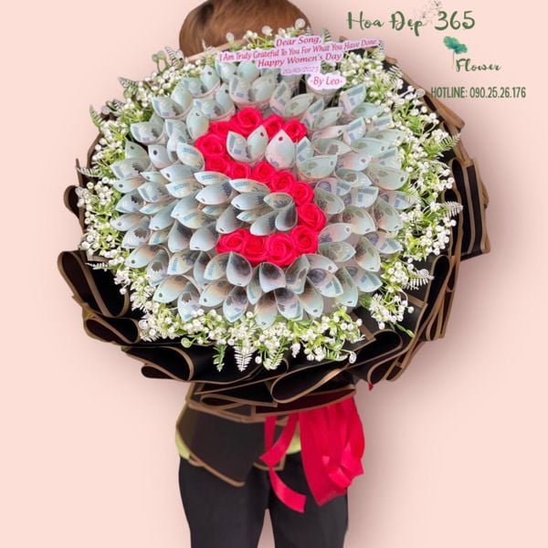 Bó hoa tiền 50 tờ x 500k Chữ S xinh đẹp, lộng lẫy