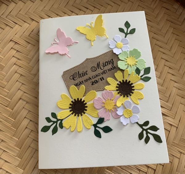 Mẫu thiệp 20/11 handmade gợi ý giúp bạn có thêm ý tưởng sáng tạo khi làm quà