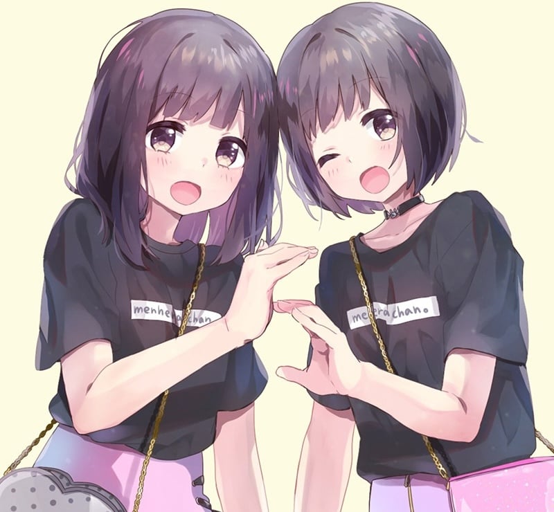 Tranh vẽ chibi - quà sinh nhật cá nhân hóa dễ thương cho bạn thân nữ