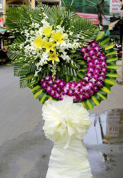 Hoa Chia Buồn: Vòng Hoa Tang Lễ Cõi Vĩnh Hằng - HTL39
