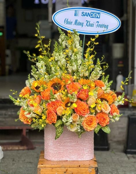 Hộp Hoa Tươi: Hộp Hoa Tình Yêu Màu Nắng - HH20