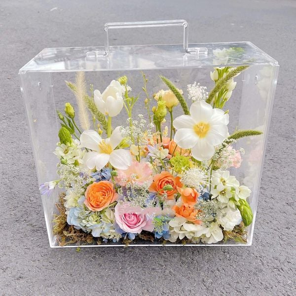 Hoa Tặng Người Yêu: Hộp Hoa Mica Brightly - HMC04