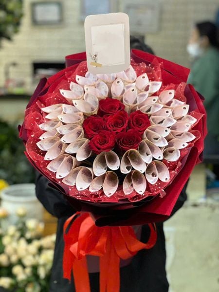 Hoa Tiền: Bó Hoa Nhịp Tim  Nồng Nàn - Hoa 20/10 - HBT88