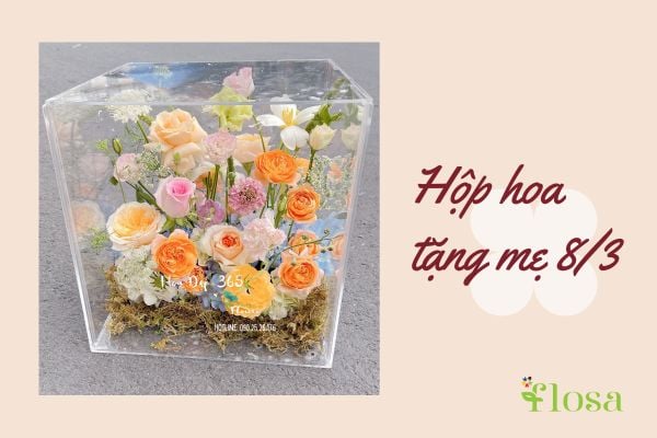 Bạn có thể đính kèm lời chúc cho mẹ cùng hộp hoa tặng mẹ 8/3 đẹp rực rỡ của Flosa