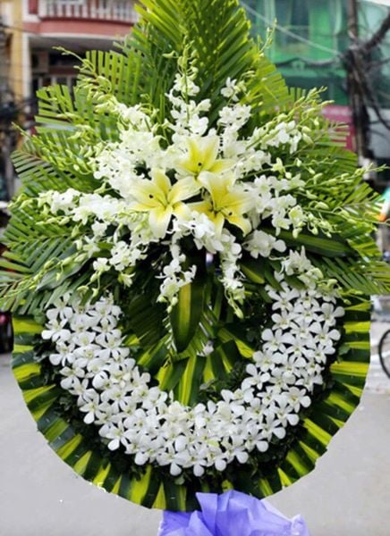 Vòng Hoa Tang Lễ: Vòng Hoa Đám Tang Luyến Tiếc - HTL38