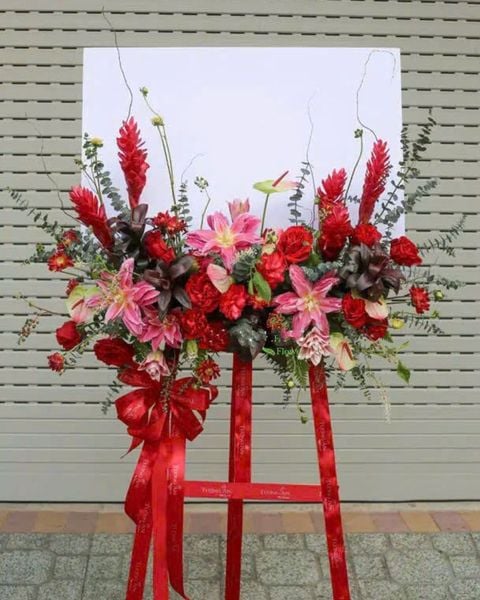 Price Tranh: Kệ Hoa Blooming Success - GT26