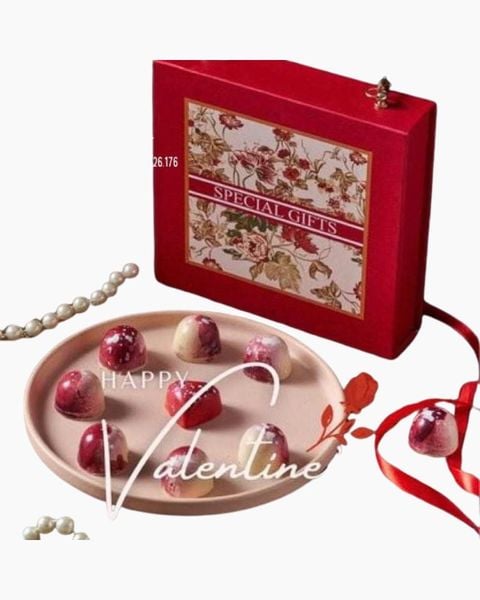 Hộp Chocolate: Hộp Chocolate Hoa Đỏ Quai Xách Ngọc Trai - HCCL11 - Quà Tặng 14/2