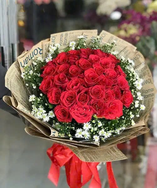 Hoa Bó Tròn: Bó Hoa Hồng Đỏ Tình Yêu Ấm Áp - HBT30