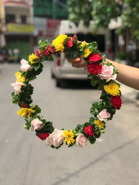 Hoa Sự Kiện: Vòng Đeo Cổ Kết Nối Hân Hoan - VĐC01