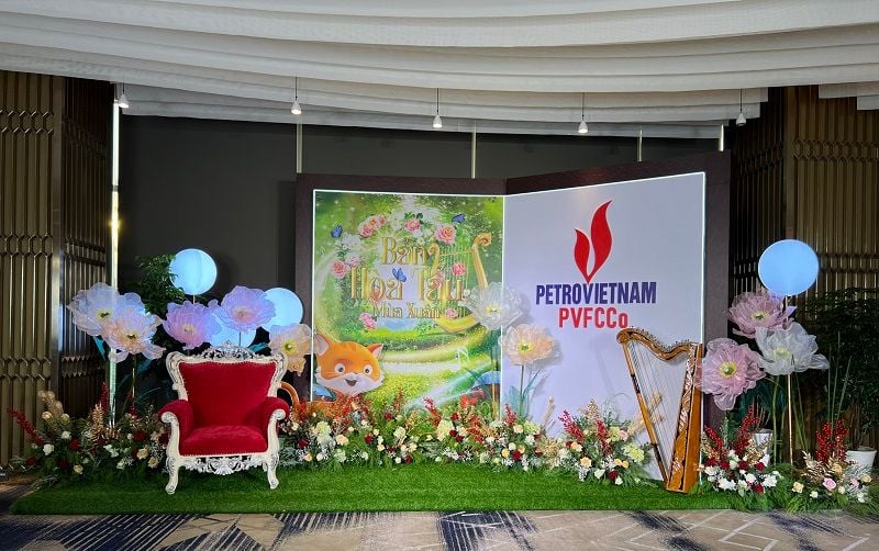99+ Những Mẫu hoa sự kiện đẹp, sang trọng hot nhất 2026