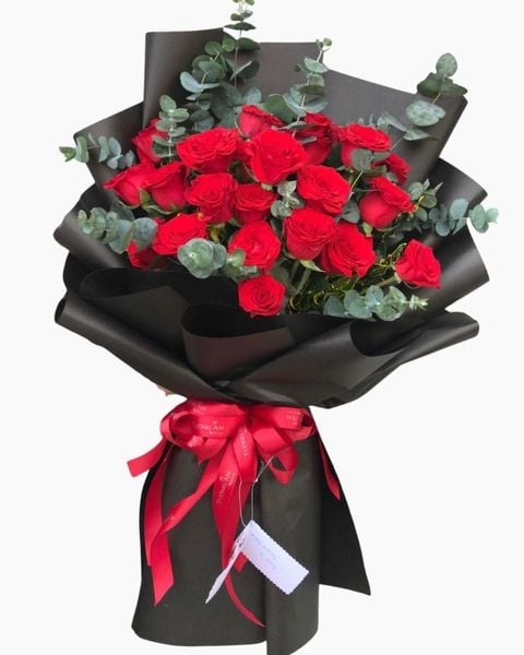 Hoa Bó Dài: Bó Hoa Hồng Đỏ 30 Bông  - HDB12 - Hoa 20/11