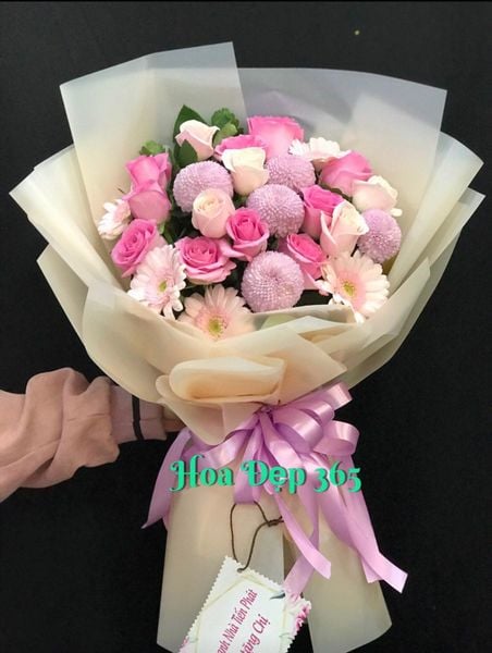 Bó Hoa Tone Hồng Nhẹ Nhàng
