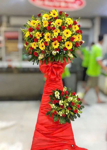 Hoa Chúc Mừng: Lẵng Hoa Khởi Đầu Thuận Lợi - HCM42