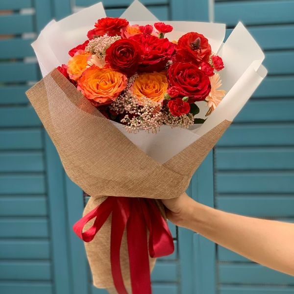 Một bó hoa chúc mừng sinh nhật sếp