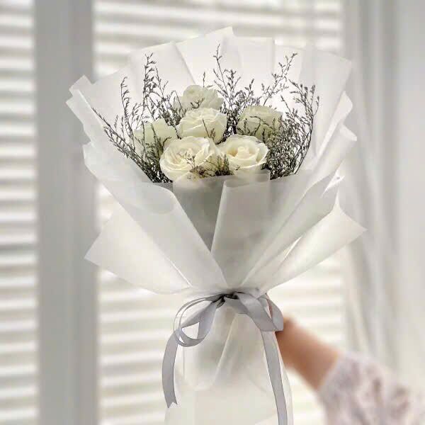  Bó Hoa Hồng Trắng Tinh Yêu Tinh Khiết - HBD21 