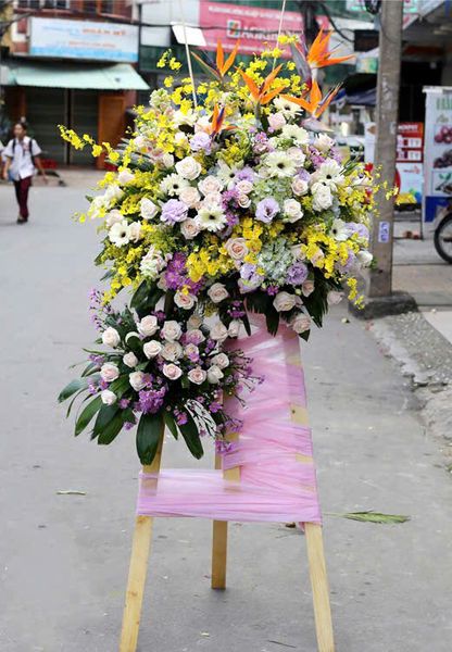 Giá Tranh: Kệ Hoa Spectacular - GT23