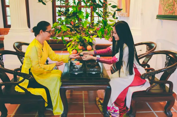 Xông nhà đầu năm