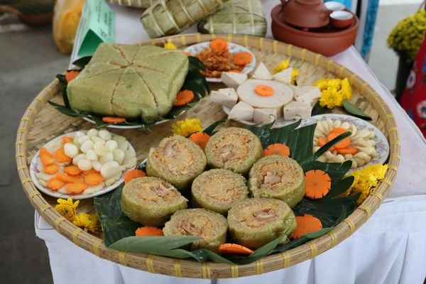 Bánh tét là linh hồn của ẩm thực miền Nam ngày Tết (Nguồn: Internet)
