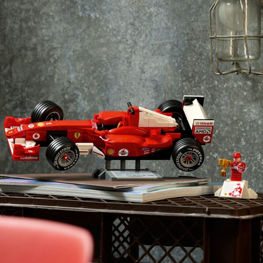  Đồ Chơi Lắp Ráp Xe Đua Ferrari F2004 Và Tay Đua Michael Schumacher LEGO ICONS 11375 (735 chi tiết) 