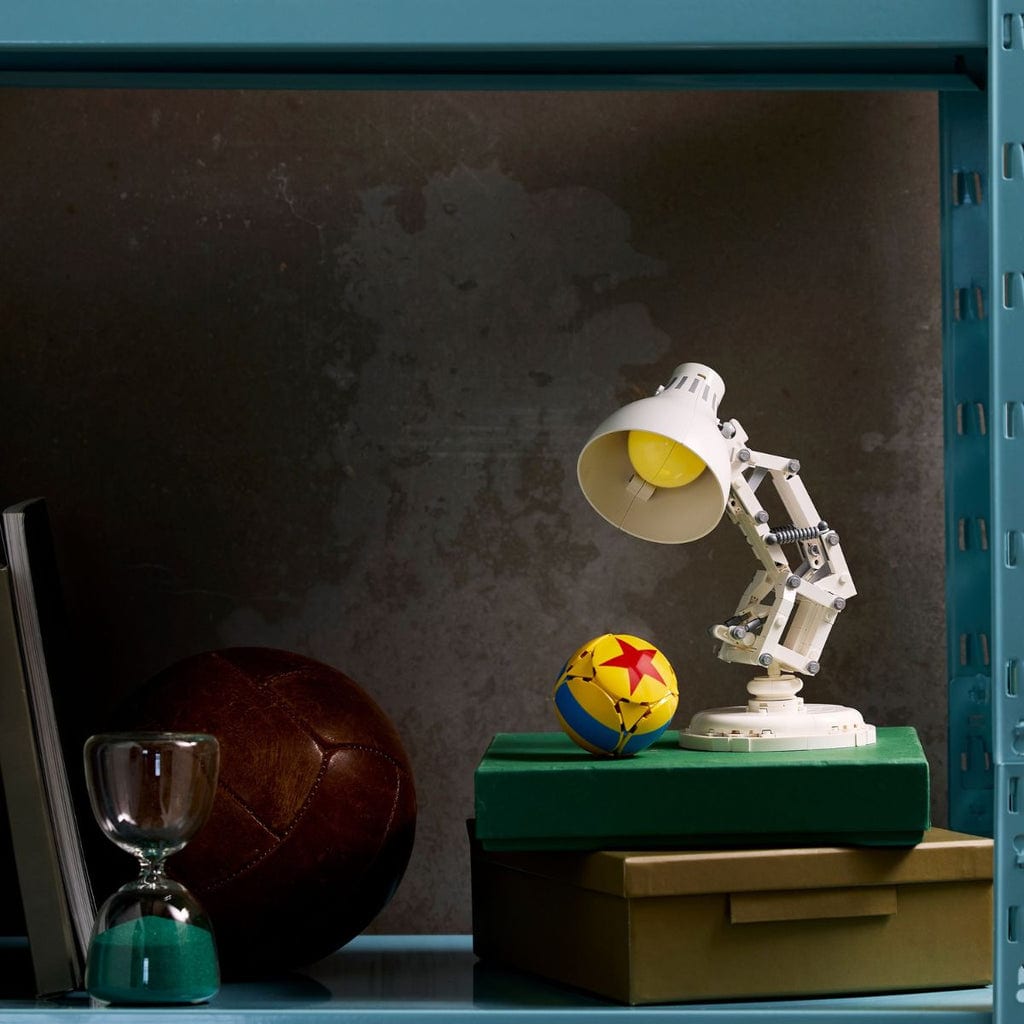  Đồ Chơi Lắp Ráp Logo Pixar LEGO IDEAS 21357 